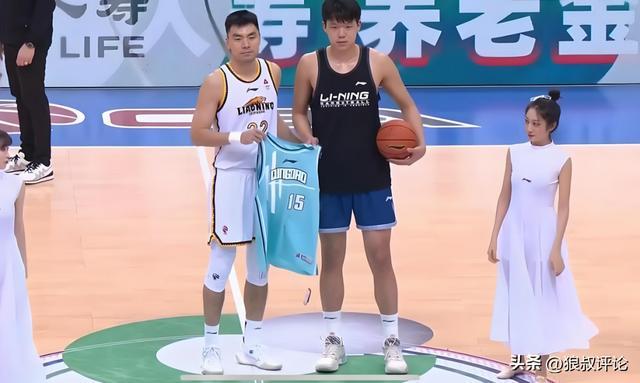 辽篮官宣功勋老将李晓旭续约：20年前CBA菜鸟赛季 杨瀚森刚出生